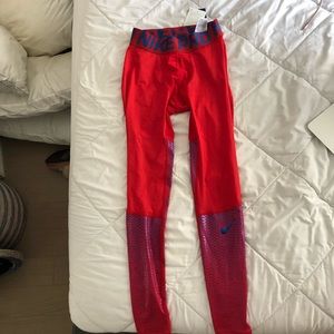 Nike Pro athletic leggings
